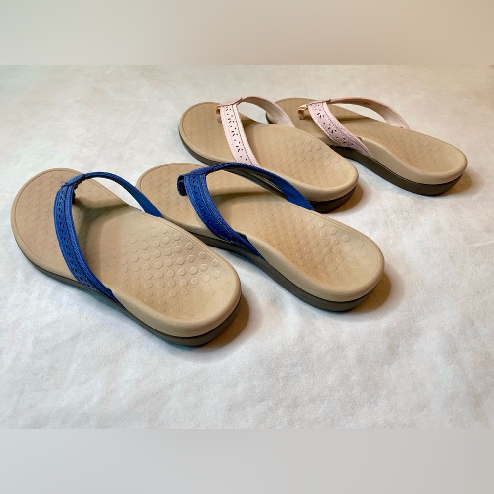 Vionic Womens Tide Sandals Flip Flop two pairs Blue and Pink arch support